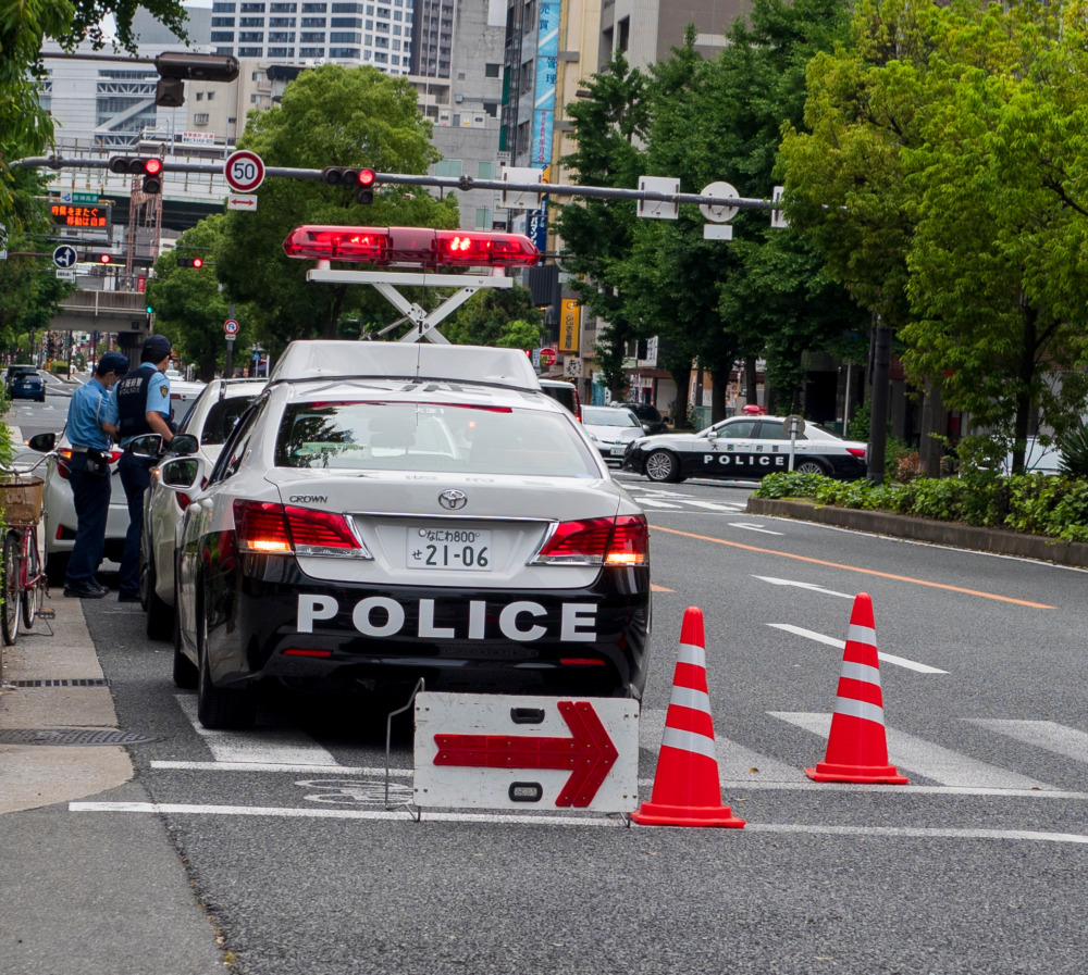 秋の全国交通安全運動 スマホのカーナビ なぜ移動式オービス ネズミ捕り通知 精度 ソースは Autocar Japan 自動車情報サイト 新車 中古車 Carview