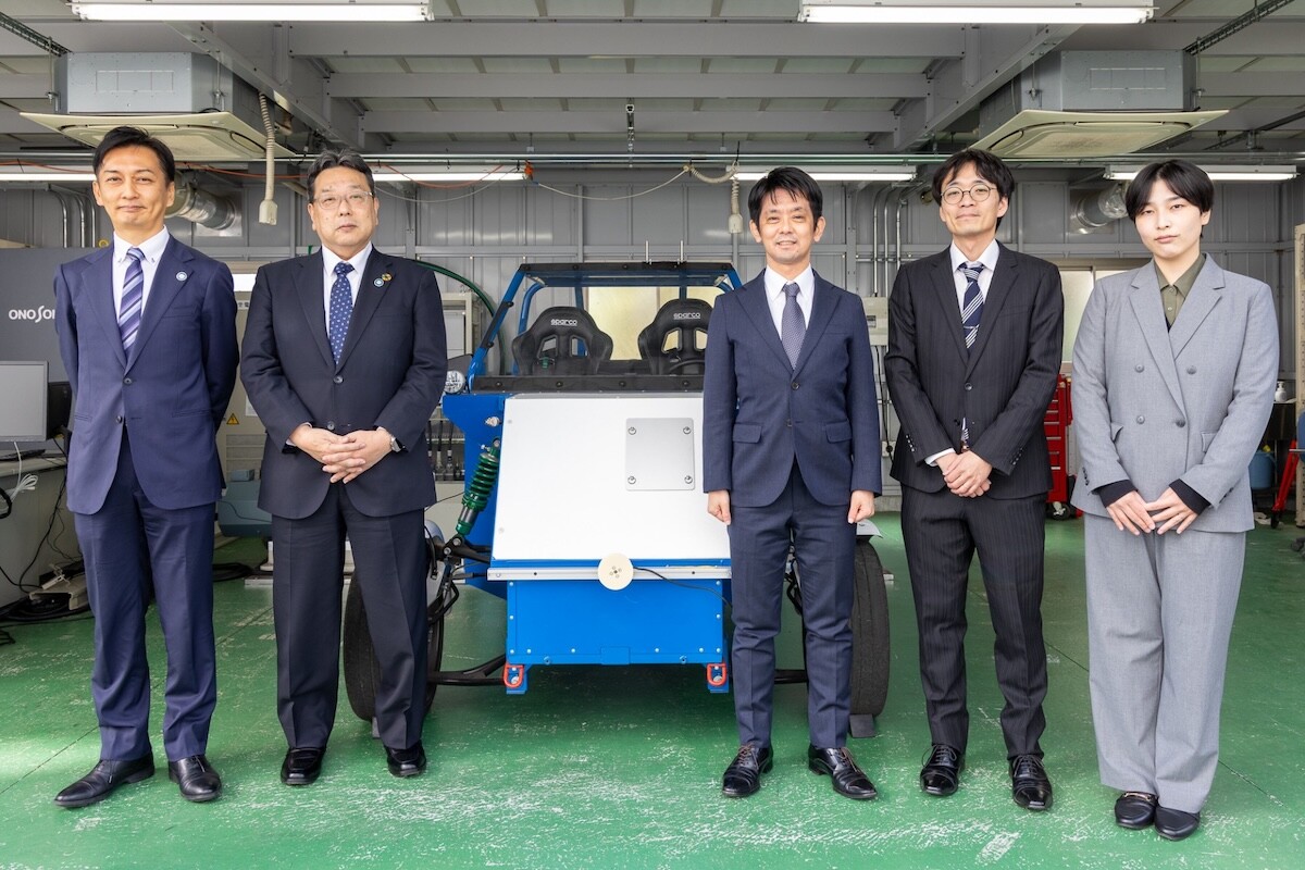 小野測器と東大研究室の産学連携が進める「電動モータの振動制御」はEV開発の次なる課題に向けた取り組みだった