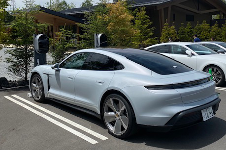 実際に購入レポート ポルシェ タイカンの長期テスト 5 軽井沢への勉強旅行 Autocar Japan 自動車情報サイト 新車 中古車 Carview