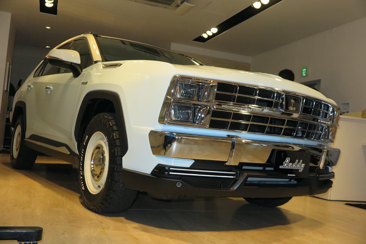 国産suvがアメ車に大変身 光岡バディが正式発表 Rav4をベースに選んだのはなぜ 価格は約500万円から Driver Web 自動車情報サイト 新車 中古車 Carview