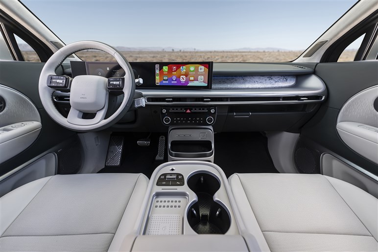 【名車ステージアを思い出した!?】ヒョンデの“デジタル感強め”な頂点SUV「アイオニック9」登場