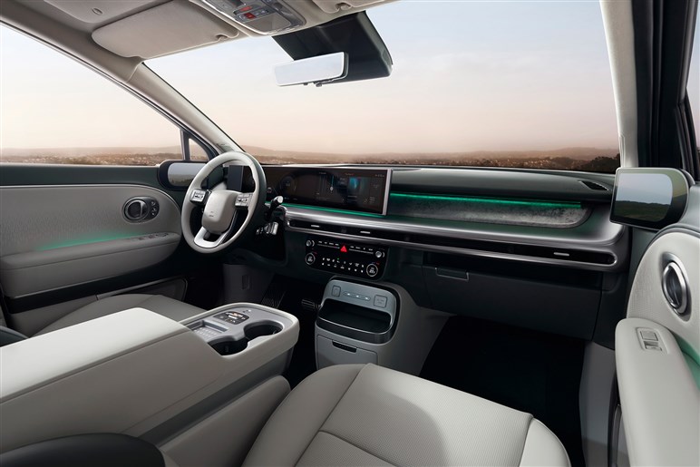 【名車ステージアを思い出した!?】ヒョンデの“デジタル感強め”な頂点SUV「アイオニック9」登場