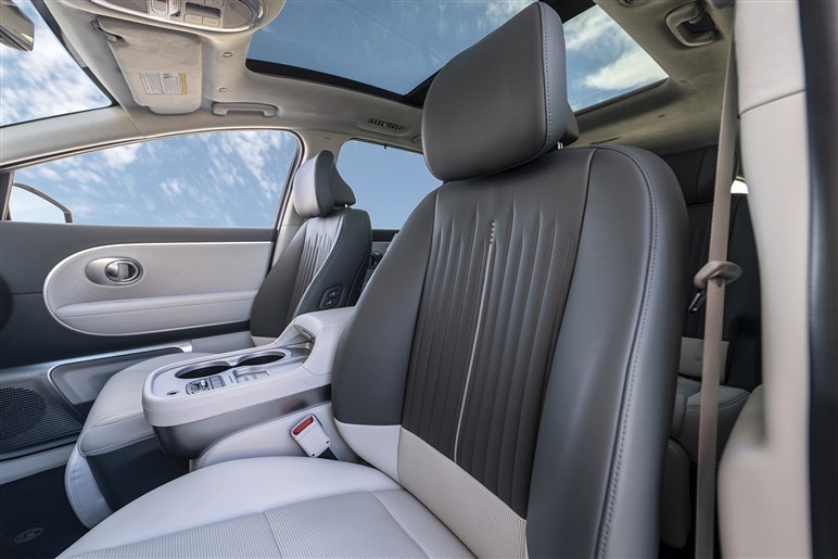 【名車ステージアを思い出した!?】ヒョンデの“デジタル感強め”な頂点SUV「アイオニック9」登場