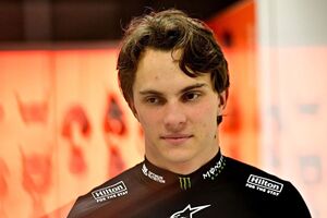 縁石に乗るべきではなかった……F1スプリントでクラッシュのピアストリ。依然チャンピオン獲得に自信「勝てるという信念をもっている」