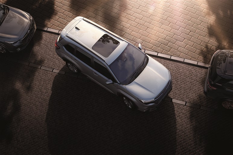 同じ“トヨタ式ハイブリッド”でも「フォレスター」と「RAV4」は全く違うSUV。その理由と、どっちが良いかを比べてみた