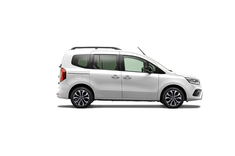 【新エンブレム採用】ルノー「カングー」がマイナーチェンジで運転支援機能強化。ガソリン／ディーゼル両仕様を設定…価格は419万円から