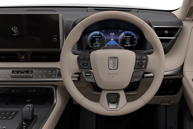 発売から2年もほぼ見ない幻の車。SUV化した「センチュリー」は売れていない？ 待ち受ける事前審査と“販売店のコネ”という難関