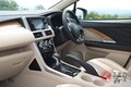 三菱、新型SUVミニバン「エクスパンダークロス」を発表！ ド迫力の顔つきが特徴の最上位モデル