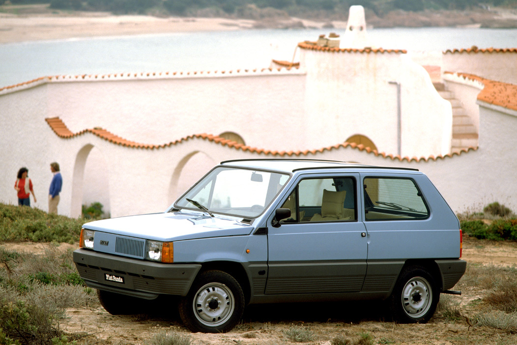フィアット パンダ誕生から40周年。偉大なる小型車が歩んできた歴史を振り返る