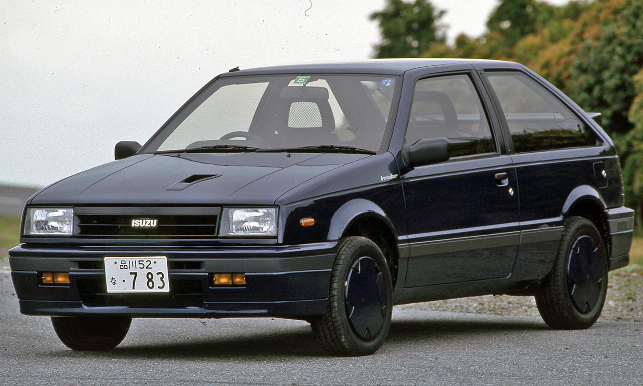 昭和の名車 176 いすゞ ジェミニはホットなイルムシャーを設定しスポーツ性を高める Webモーターマガジン 自動車情報サイト 新車 中古車 Carview