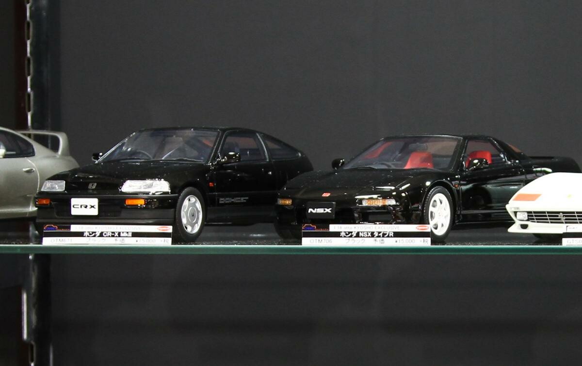 ホンダファン垂涎の300台限定ミニカー！　2代目CR-XとNSX-Rが登場