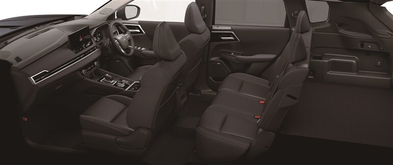 【一番上より142万円も安い！】三菱「アウトランダーPHEV」の最安グレード“M”はアリかナシか、装備を深堀りしてみた