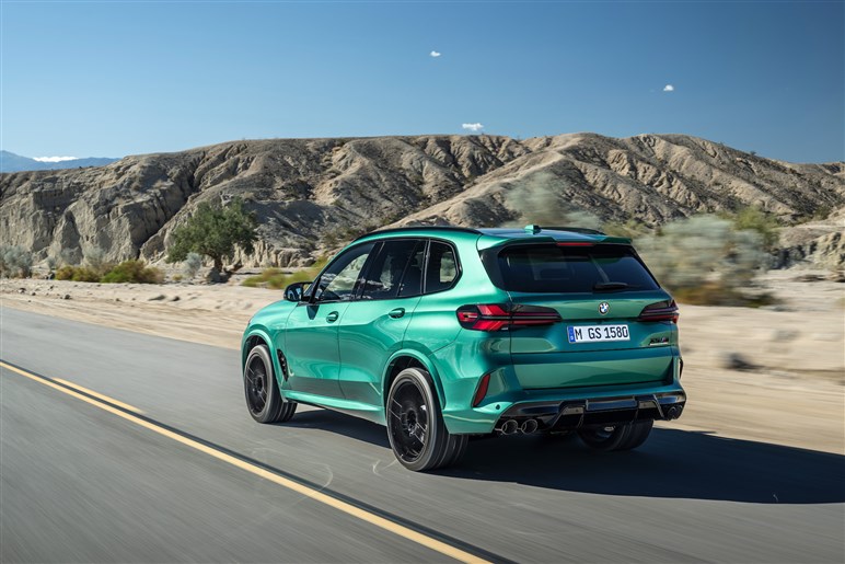 BMW 新型「X5／X5M」発売。約100km走れるPHEV登場、1260から