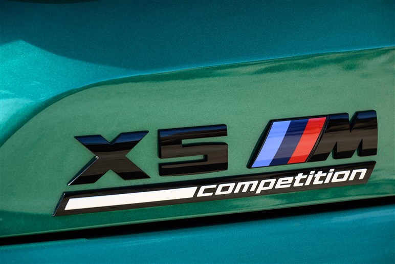 BMW 新型「X5／X5M」発売。約100km走れるPHEV登場、1260から