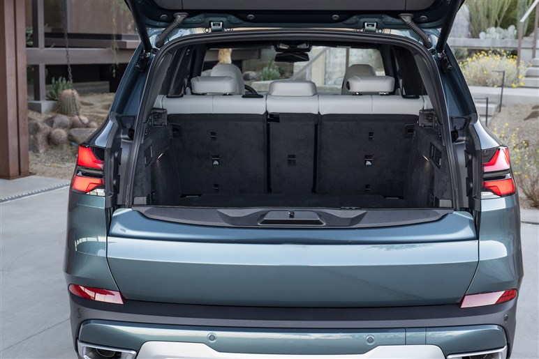 BMW 新型「X5／X5M」発売。約100km走れるPHEV登場、1260から
