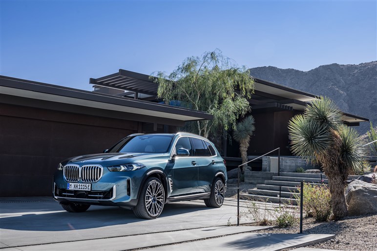 BMW 新型「X5／X5M」発売。約100km走れるPHEV登場、1260から