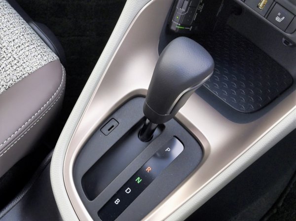 B と S ってそもそも何 最新車のシフトポジション 正しい使い方を知っていますか ベストカーweb の写真 6ページ目 自動車情報サイト 新車 中古車 Carview