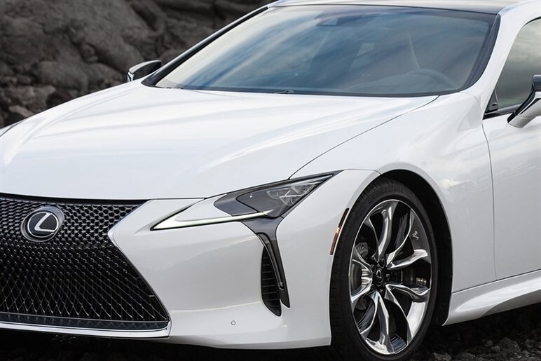 【LCもV8終了？】レクサス「LC500」改良モデル発表へ。特別仕様“ピナクルエディション”200台限定で登場か