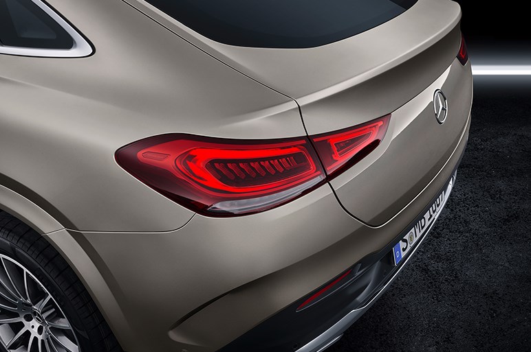 メルセデス・ベンツ、GLEクーペの新型を本国で発表