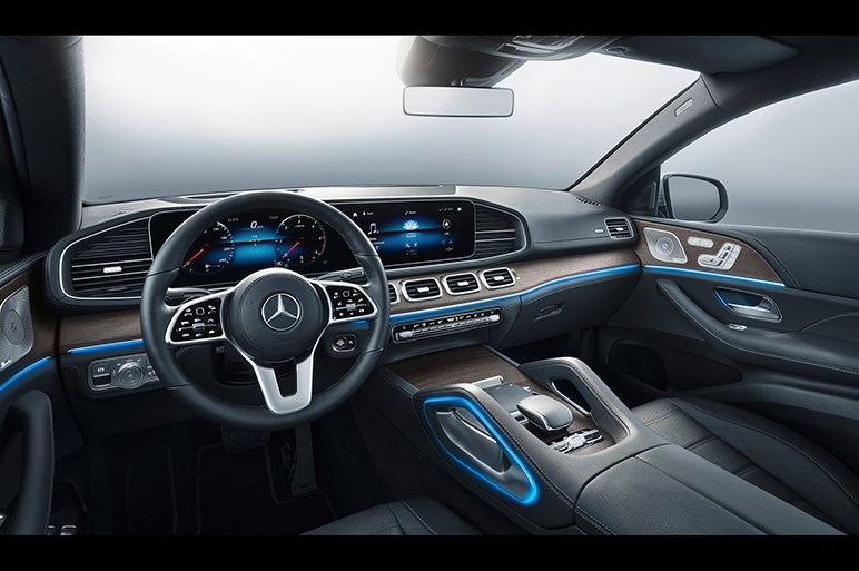 メルセデス・ベンツ、GLEクーペの新型を本国で発表