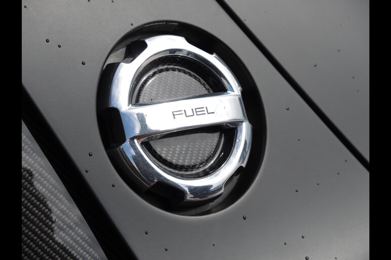 918スパイダーに試乗。887psと1275Nm、炸裂