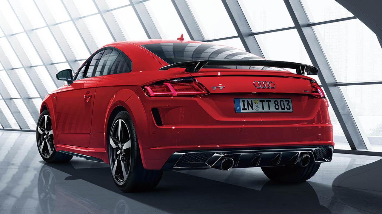 クワトロ40周年記念の150台限定車 アウディttクーペ Sライン コンペティション が登場 Webモーターマガジン 自動車情報サイト 新車 中古車 Carview