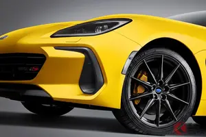 MTのみ！ スバル「新スポーツカー」発表！ 伝説のイエロー復活×STIパーツてんこ盛りのスペシャルモデル！ わずか10台限定「BRZ tS きいろ」NZ仕様とは！
