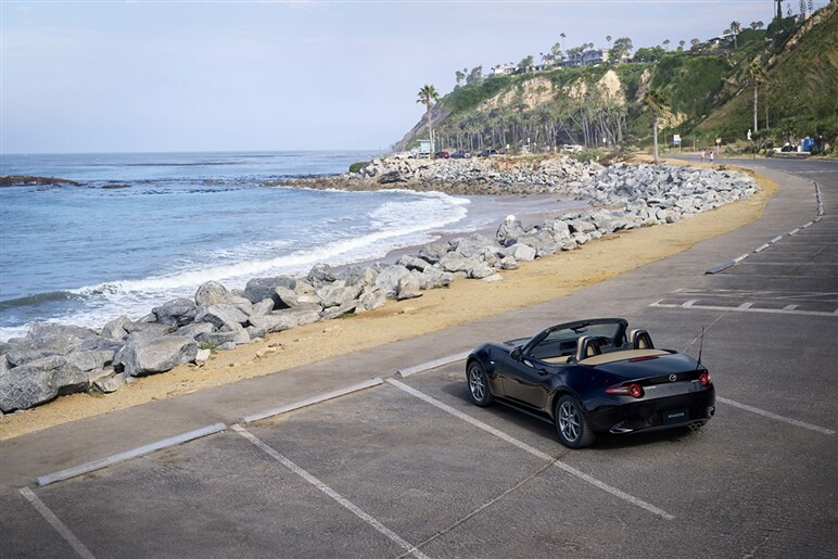 運転する楽しさだけでなく安全性や燃費も大事…本当の意味で「ドライブに向いているクルマ」を考えてみた