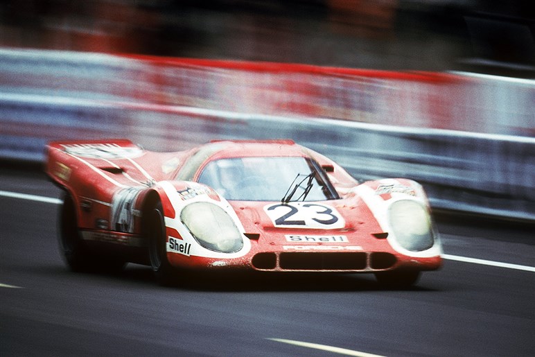【まもなく発表】ポルシェ「963」の“公道仕様”登場。公式ティザー動画公開、今年のル・マンでお披露目か