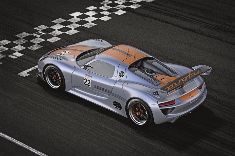 【まもなく発表】ポルシェ「963」の“公道仕様”登場。公式ティザー動画公開、今年のル・マンでお披露目か