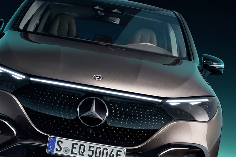 【3000万円級】新型「AMG GT SUV」は数ヶ月以内に登場か。オンロードだけでなく悪路走破性も高そう!?