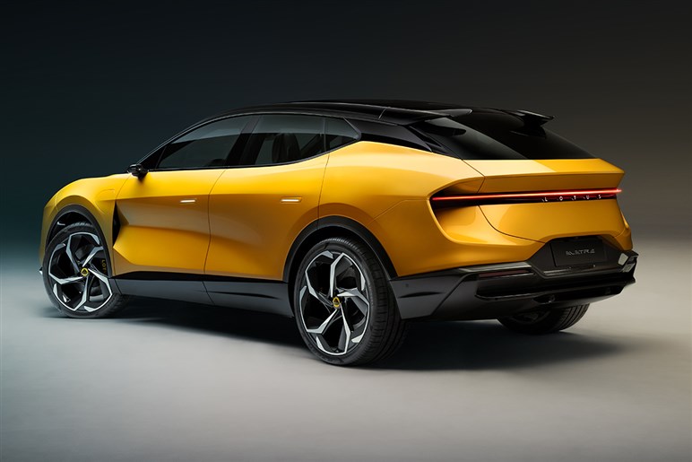 【3000万円級】新型「AMG GT SUV」は数ヶ月以内に登場か。オンロードだけでなく悪路走破性も高そう!?