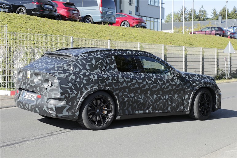 【3000万円級】新型「AMG GT SUV」は数ヶ月以内に登場か。オンロードだけでなく悪路走破性も高そう!?