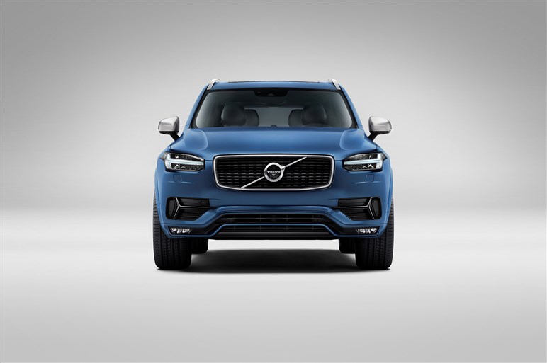 ボルボ、7人乗りSUVの新型XC90を発表。新プラットフォーム採用第1弾