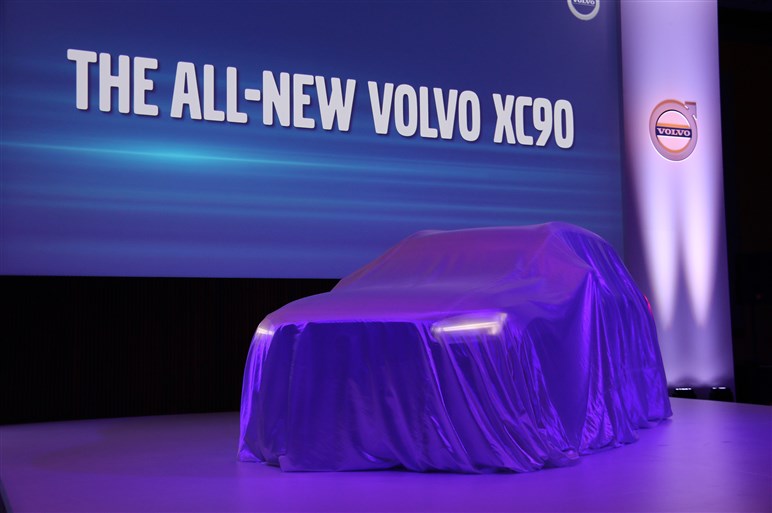 ボルボ、7人乗りSUVの新型XC90を発表。新プラットフォーム採用第1弾