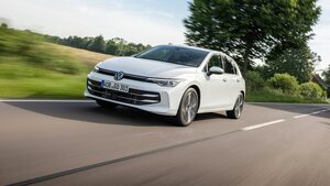 【VWゴルフの未来情報】VW ゴルフ8の未来　燃焼式ゴルフは2035年まで残る？めっちゃ気になるー