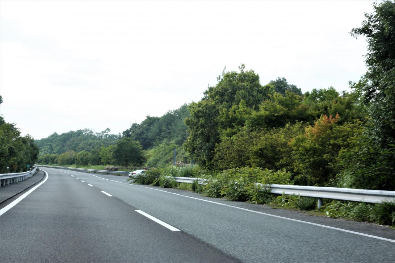 消えた覆面パトを探せ 覆面パトカーの非緊急的高速道路本線上のuターン劇を目撃 Motorfan 自動車情報サイト 新車 中古車 Carview