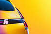 ルノー サンクへのオマージュ「ルノーR5 E-TECH」はルノーで最も手頃な電気自動車となる