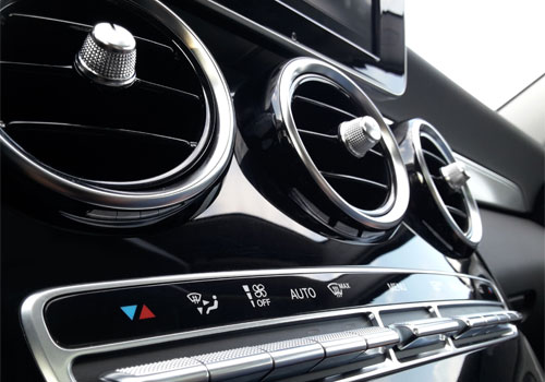 なるべく安く カンタンに イヤな臭いにオサラバ カーエアコンのお手入れ方法 ベストカーweb 自動車情報サイト 新車 中古車 Carview