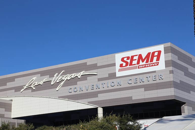 米SEMAから選りすぐりの展示を一挙レポート。2018のカスタムトレンドは？