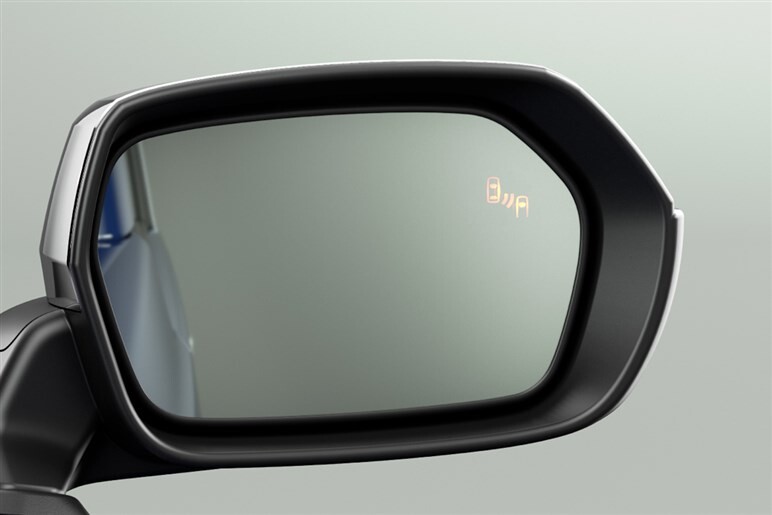 「JPN TAXI」改良で航続距離と安全性がアップ。広い車内は好評でも、ドライバーが語る不満と本音とは