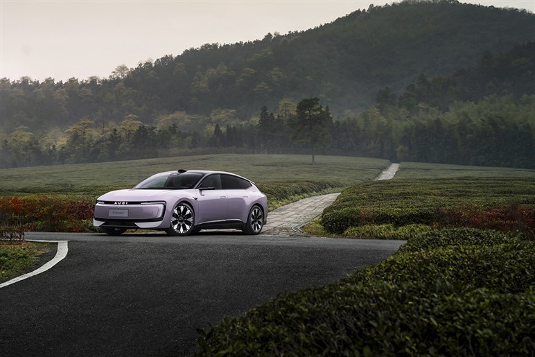 【困惑】中国で誕生したアウディの新ブランドが「AUDI」ってどういうこと？　理由は中国メーカーの“本当の脅威”にあった
