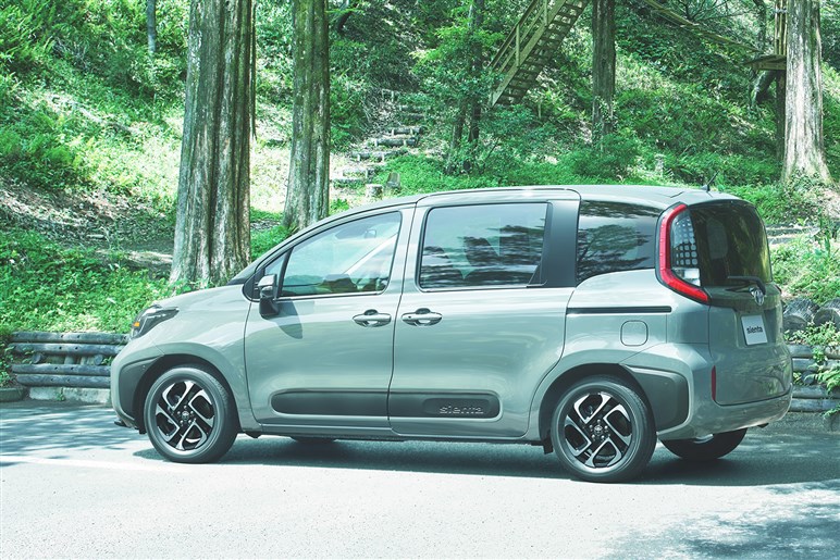「JPN TAXI」改良で航続距離と安全性がアップ。広い車内は好評でも、ドライバーが語る不満と本音とは