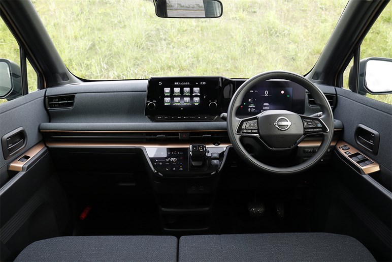 【驚きの中古車事情】「サクラ」と「eKクロスEV」が半額～、選び放題の不思議。購入時の注意点は？