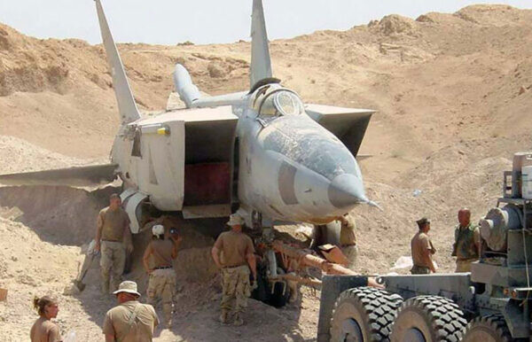 メソポタミアで“発掘”された「戦闘機」米空軍博物館での公開延期!? 一体どのような問題が？