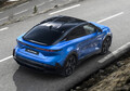 アルピーヌ、5人乗りの新型電動ファストバック『A390』発表…3モーターで470馬力