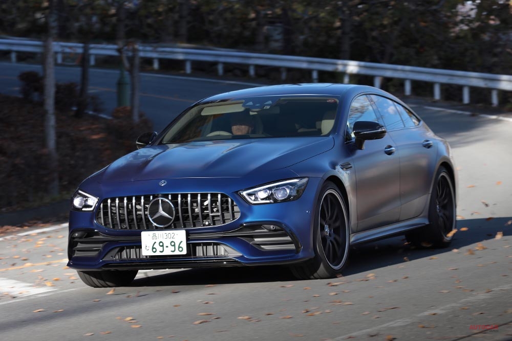 4ドア スポーツカーへの回答 メルセデスamg Gt 4ドアとは 価格 内装 トランク 走りを検証 Autocar Japan 自動車情報サイト 新車 中古車 Carview