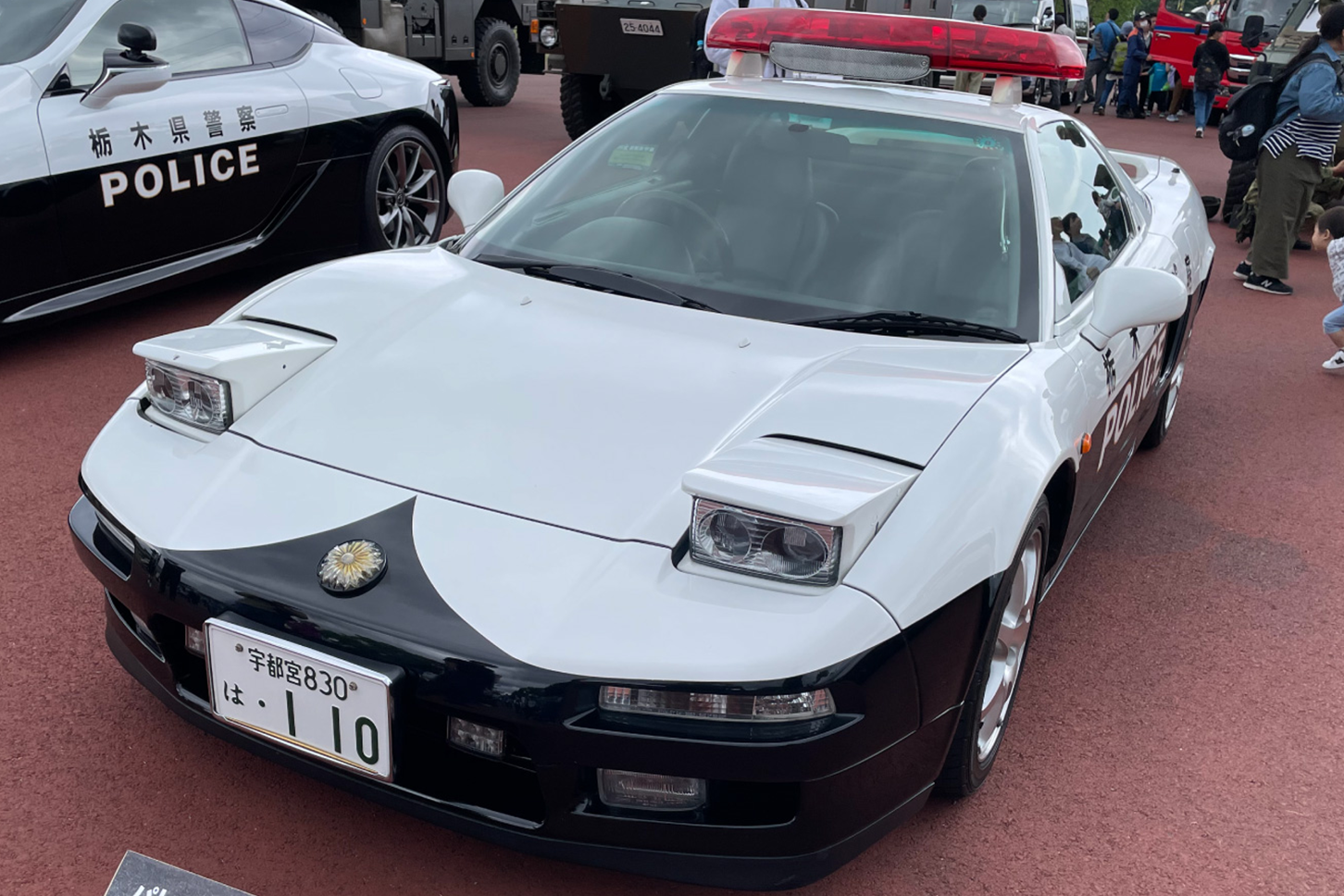 初代「ホンダ・NSX」のパトカーがいまも現役!? 栃木県警の
