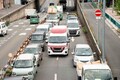赤色灯はついてるけど急いでない感じで……道を譲るべき？　赤色灯のみでサイレンを鳴らしていない消防車や救急車はどういう状態なのか