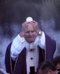 ロレックスからカシオ、スウォッチまで。歴代ローマ教皇の時計は何を物語るのか？